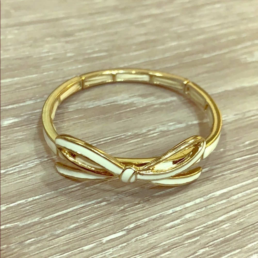 Ivory and gold bow bracelet